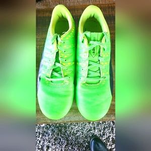 Soccer cleats